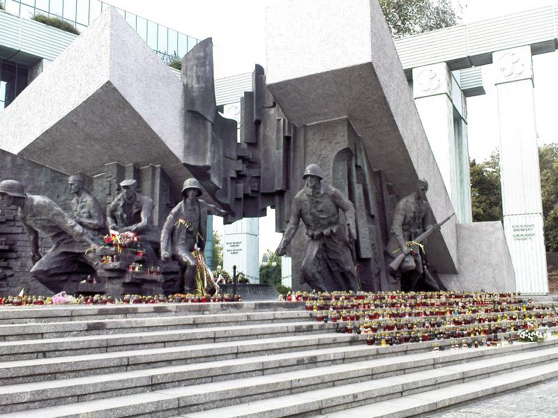 Pomnik-powstania-warszawskiego---17b